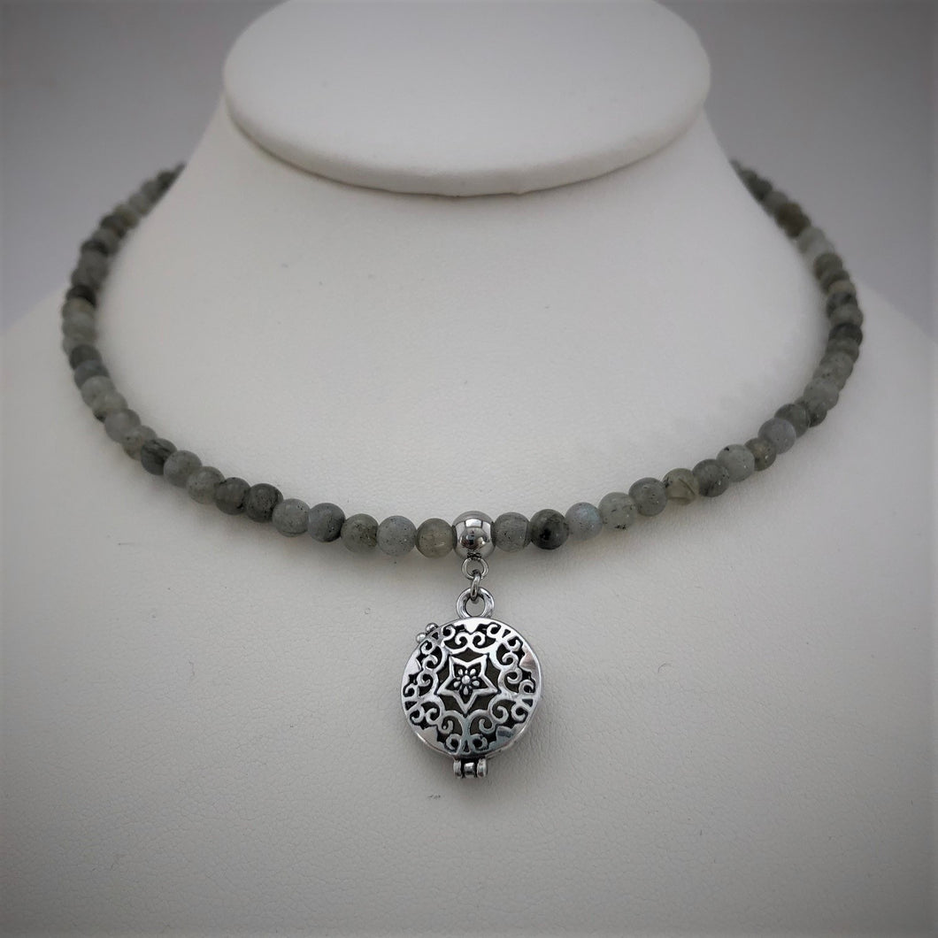 Labradorite Aromatherapy Choker / Bracelet